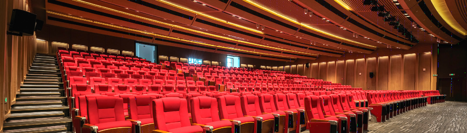 �����кʹ󷹵�